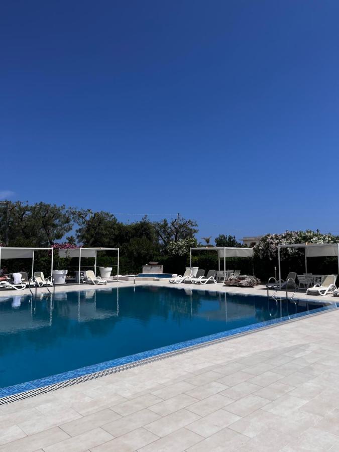Villa Lamandia Монополи Экстерьер фото