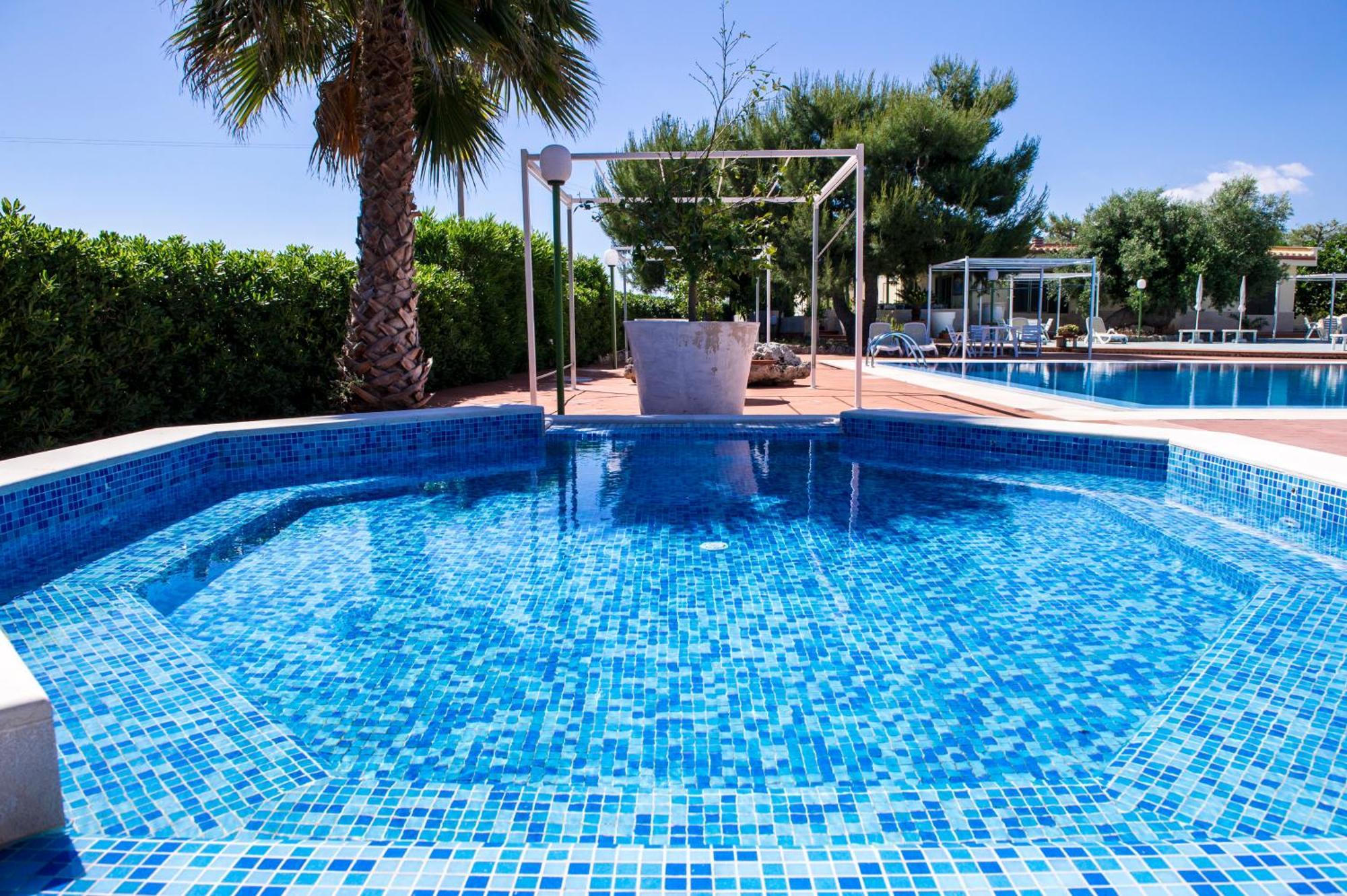 Villa Lamandia Монополи Экстерьер фото